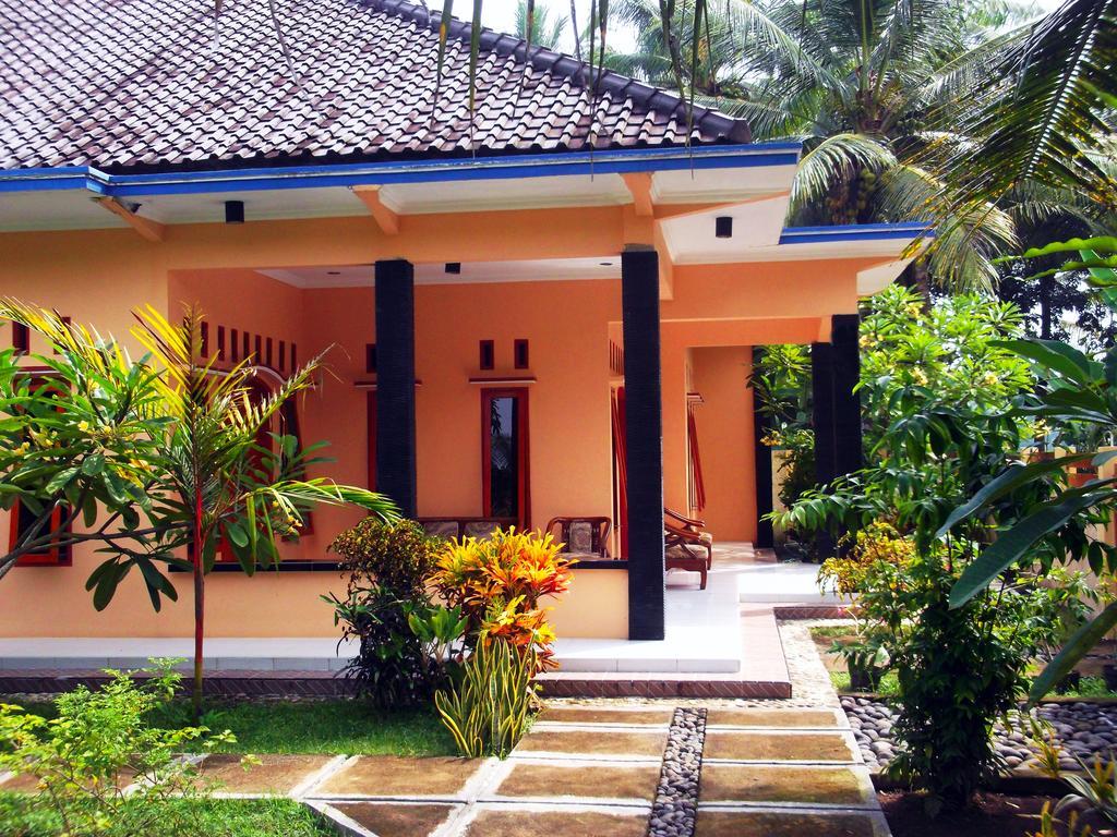 Ragha Homestay Batukaras Dış mekan fotoğraf